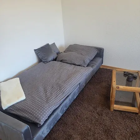 דירה Liebevoll Eingerichtete 2-zimmer Mit Badewanne In *